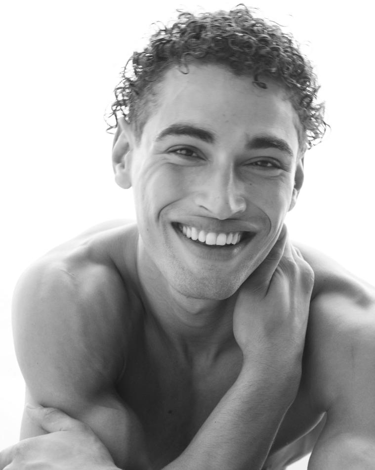 Eitan Marchand - fashion model portfolio photo 5
