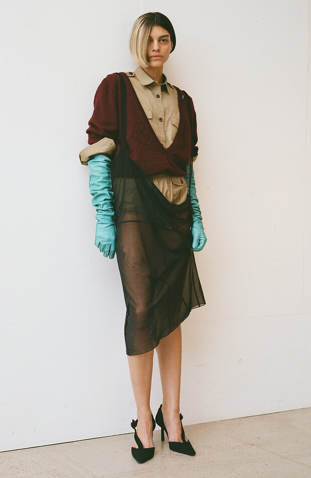 Bianca Redmerski - fashion model portfolio photo 10