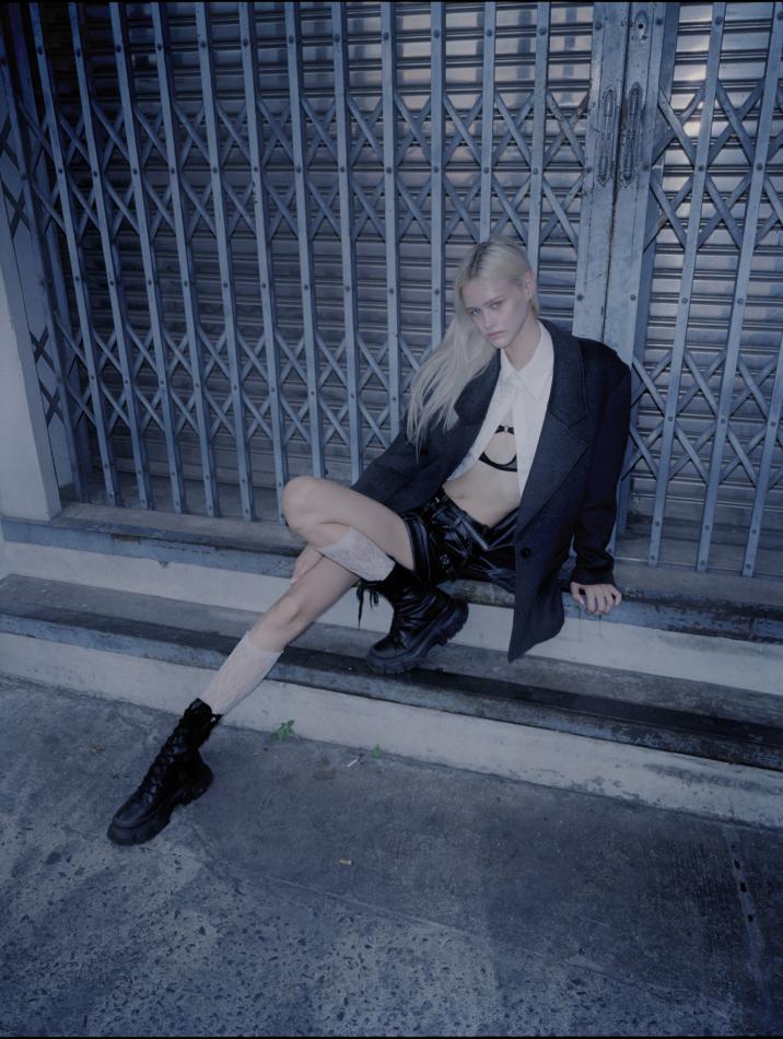 Marie K - fashion model portfolio photo 2