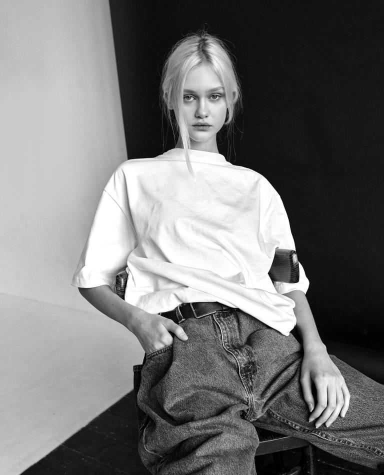 Marie K - fashion model portfolio photo 19