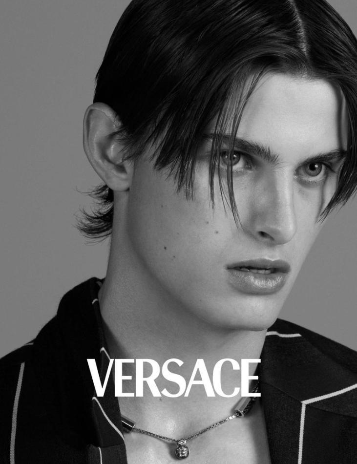 Mark Vanderloo Jr - fashion model portfolio photo 4