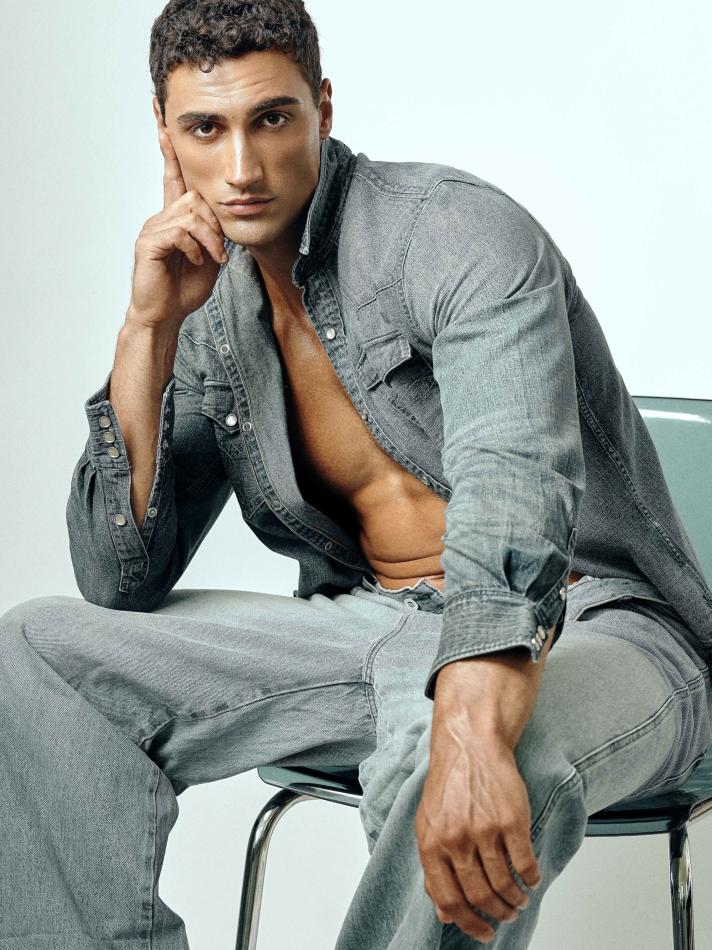 Lorenzo Filippini - fashion model portfolio photo 2