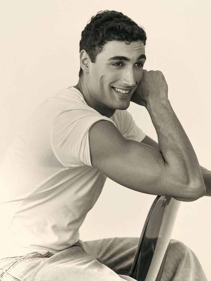 Lorenzo Filippini - fashion model portfolio photo 3