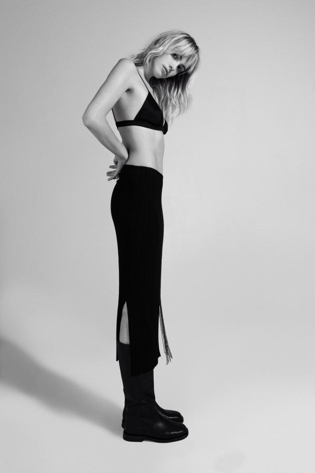 Chiara Hovland - fashion model portfolio photo 20