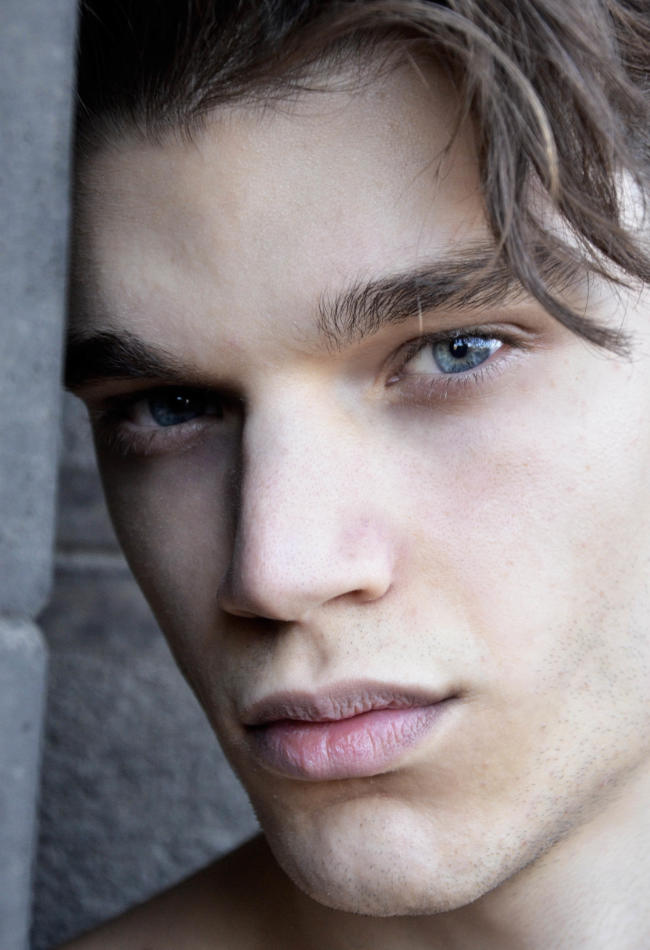 Nikola Dencic - fashion model portfolio photo 10