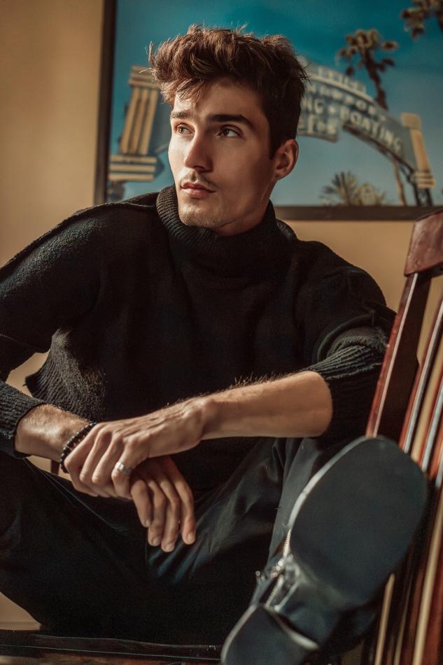 Tony Pilato - fashion model portfolio photo 9