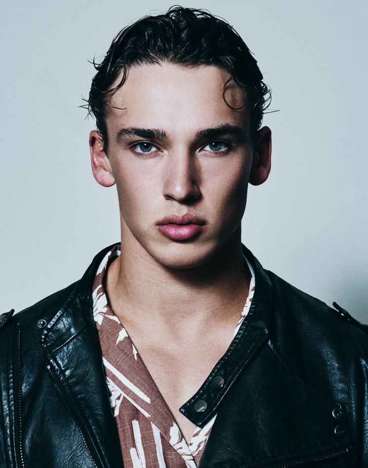 Treyson Wakefield - fashion model portfolio photo 1