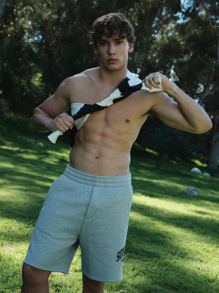Treyson Wakefield - fashion model portfolio photo 11