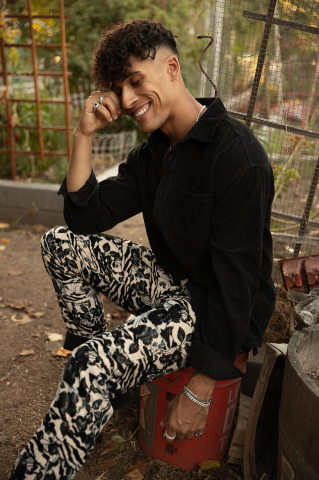 Austin Eaton - fashion model portfolio photo 12