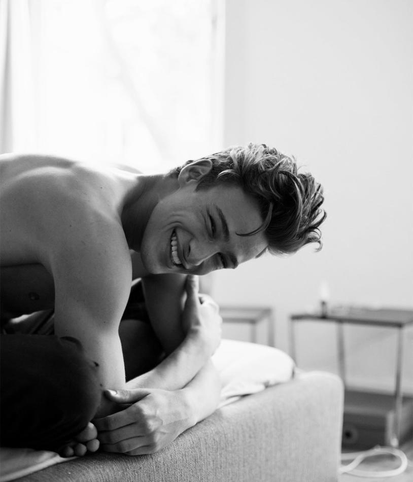 Justin Petzschke - fashion model portfolio photo 7