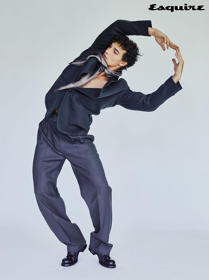 Sacha Bilal - fashion model portfolio photo 4