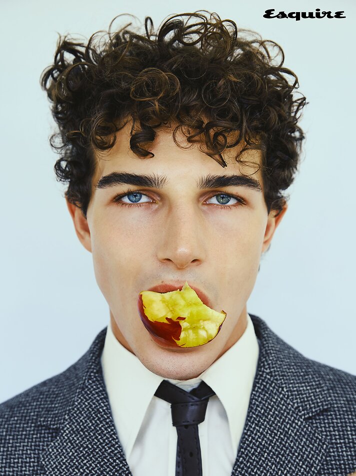 Sacha Bilal - fashion model portfolio photo 3