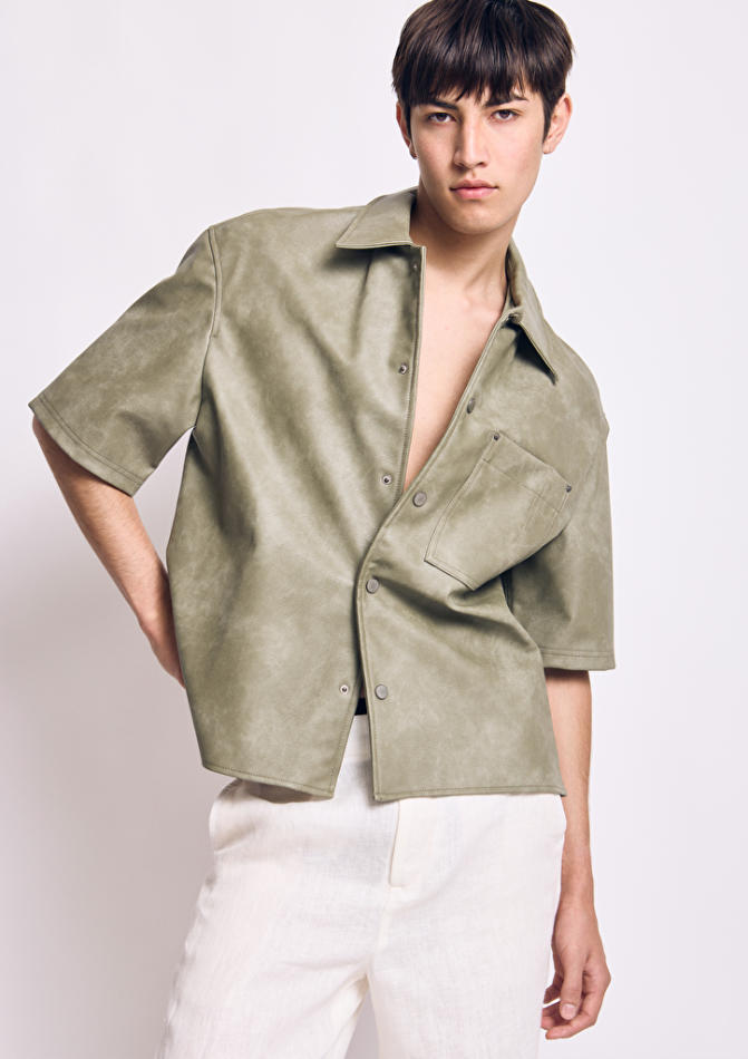 Simon Yang - fashion model portfolio photo 5
