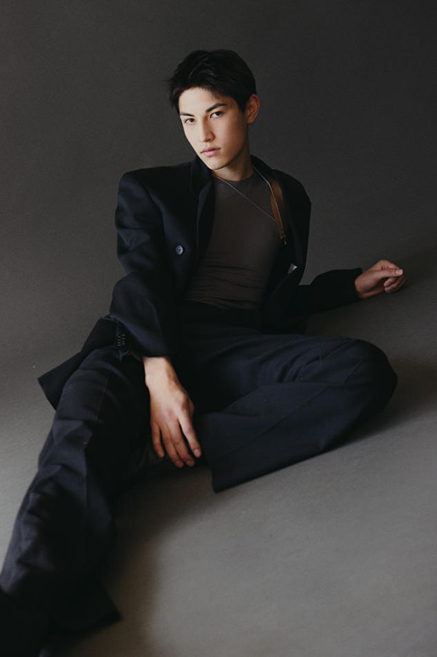 Simon Yang - fashion model portfolio photo 7