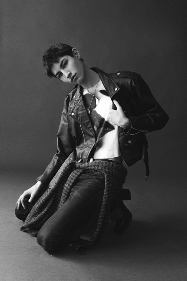 Simon Yang - fashion model portfolio photo 11