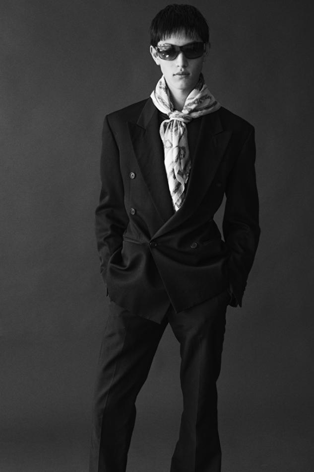Simon Yang - fashion model portfolio photo 15