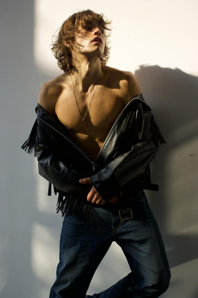 Reilly Waggener Talley - fashion model portfolio photo 11