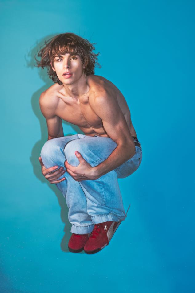 Reilly Waggener Talley - fashion model portfolio photo 8
