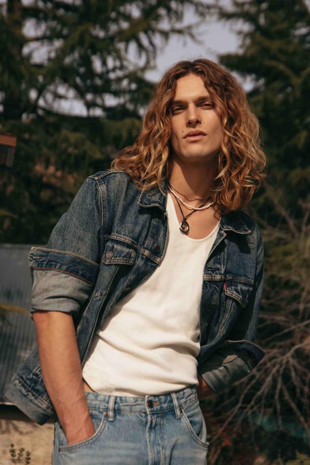 Joey Lanham - fashion model portfolio photo 19