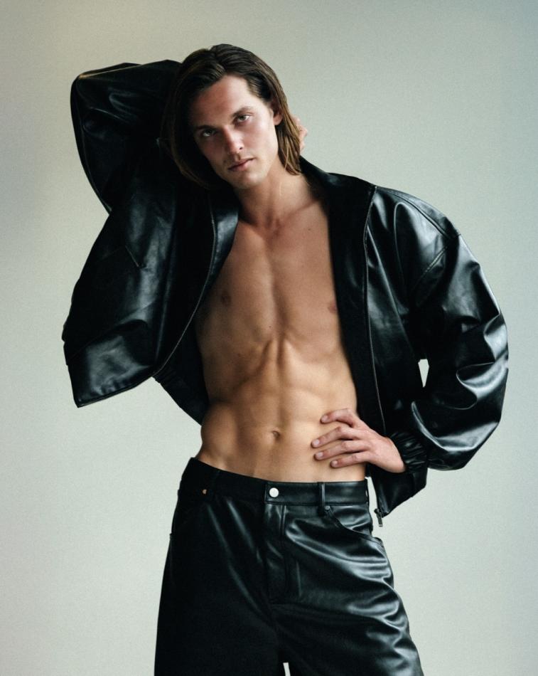 Joey Lanham - fashion model portfolio photo 26