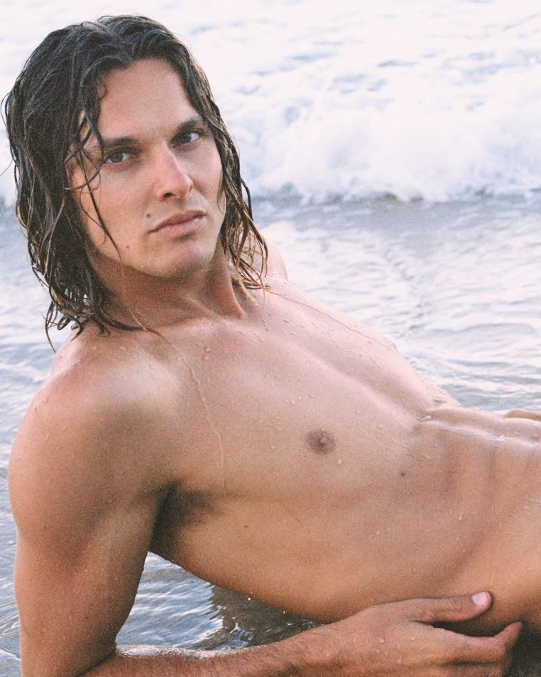 Joey Lanham - fashion model portfolio photo 30