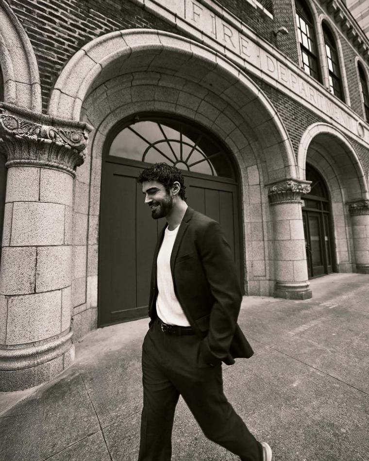 Bau Munoz - fashion model portfolio photo 6