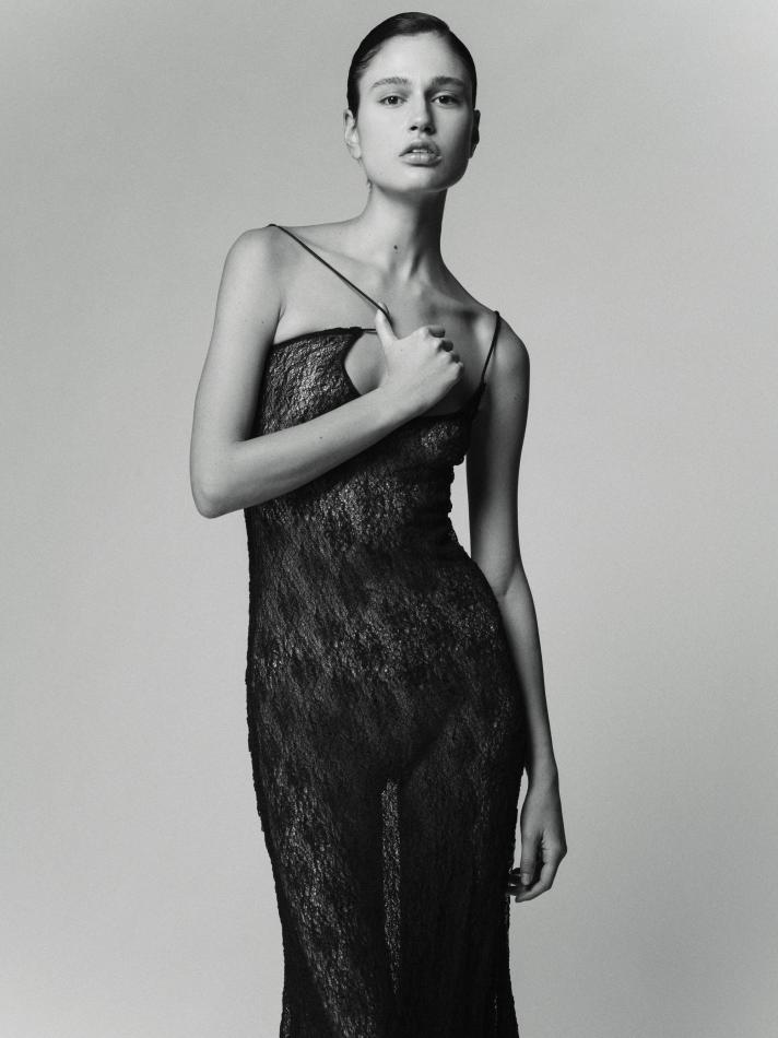 Kate Markovic - fashion model portfolio photo 13