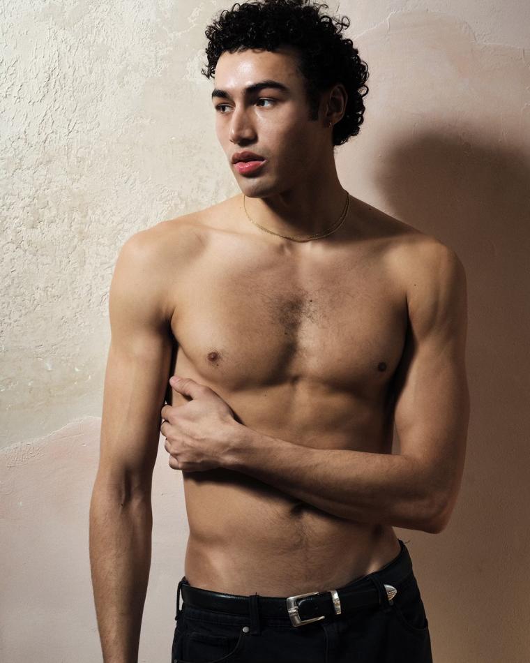 Jaylon Dawson - fashion model portfolio photo 20