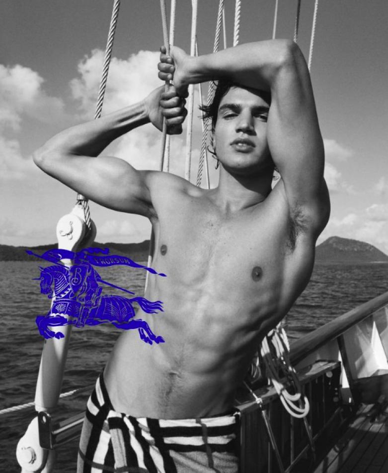 Matheus Mesquita - fashion model portfolio photo 2