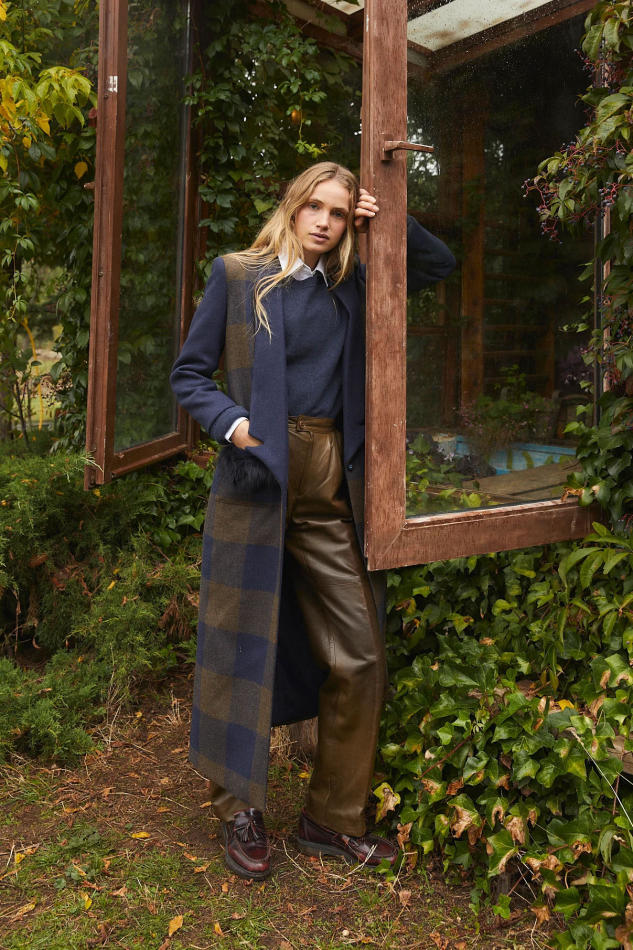 Poppy Jet Oliver - fashion model portfolio photo 10