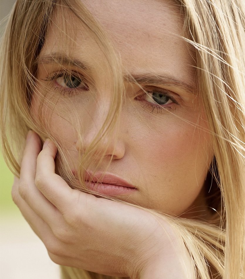 Poppy Jet Oliver - fashion model portfolio photo 23