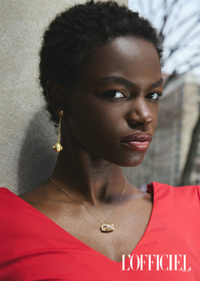 Annissia Bonsu - fashion model portfolio photo 1