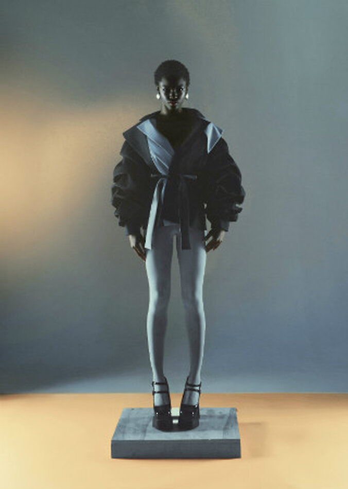 Annissia Bonsu - fashion model portfolio photo 9