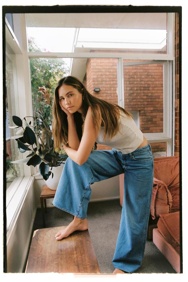 Ida Zeile - fashion model portfolio photo 3