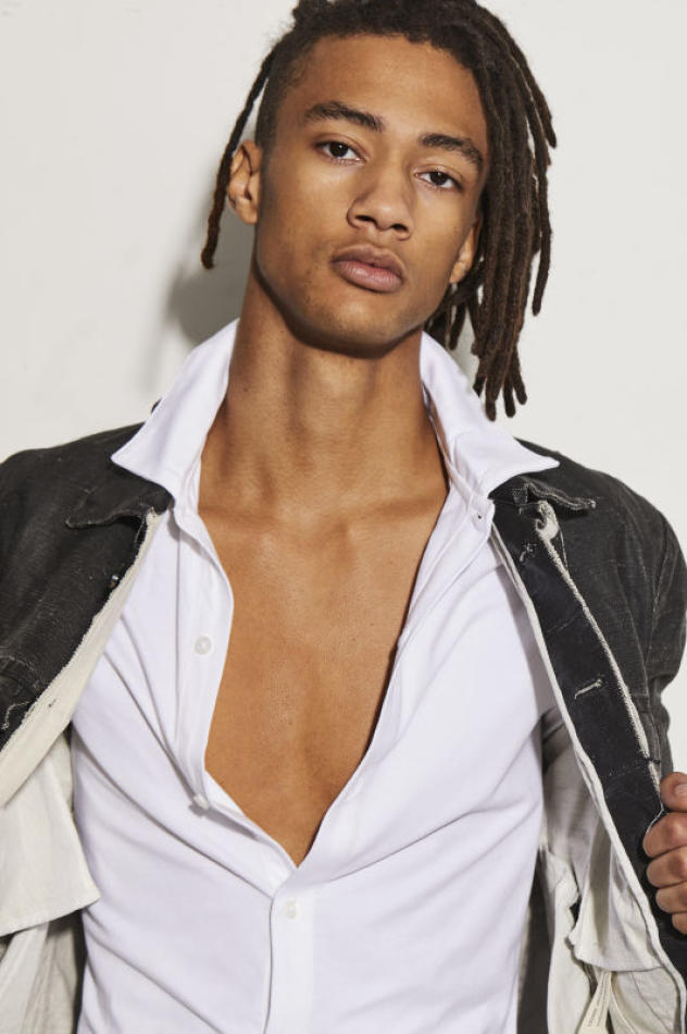 Darius Carter - fashion model portfolio photo 1