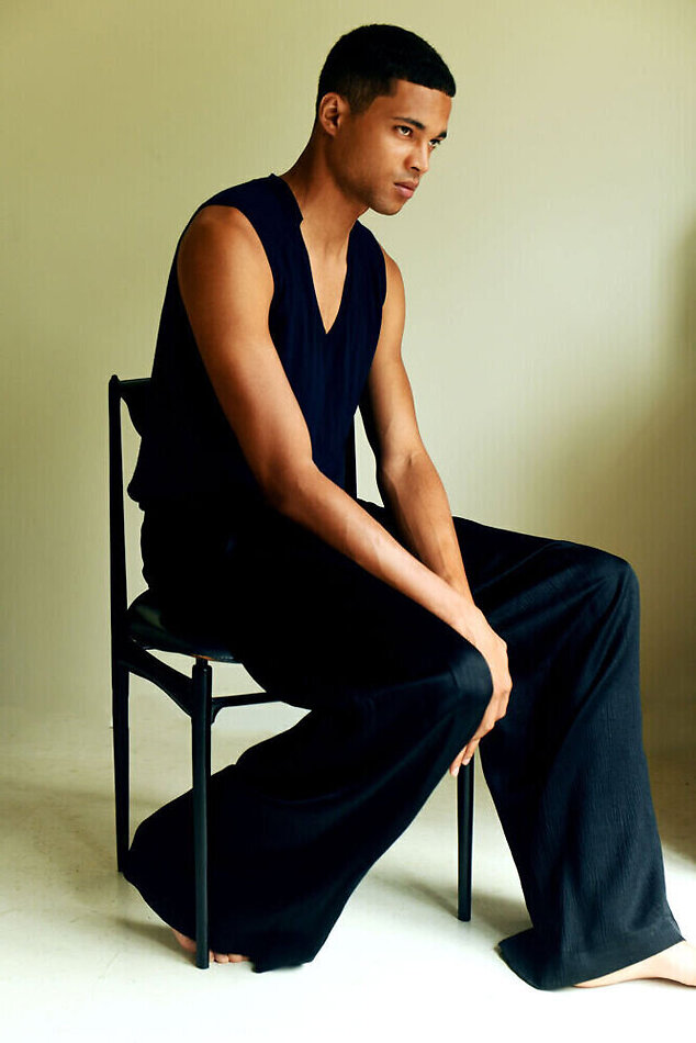 Theo Delassus - fashion model portfolio photo 2