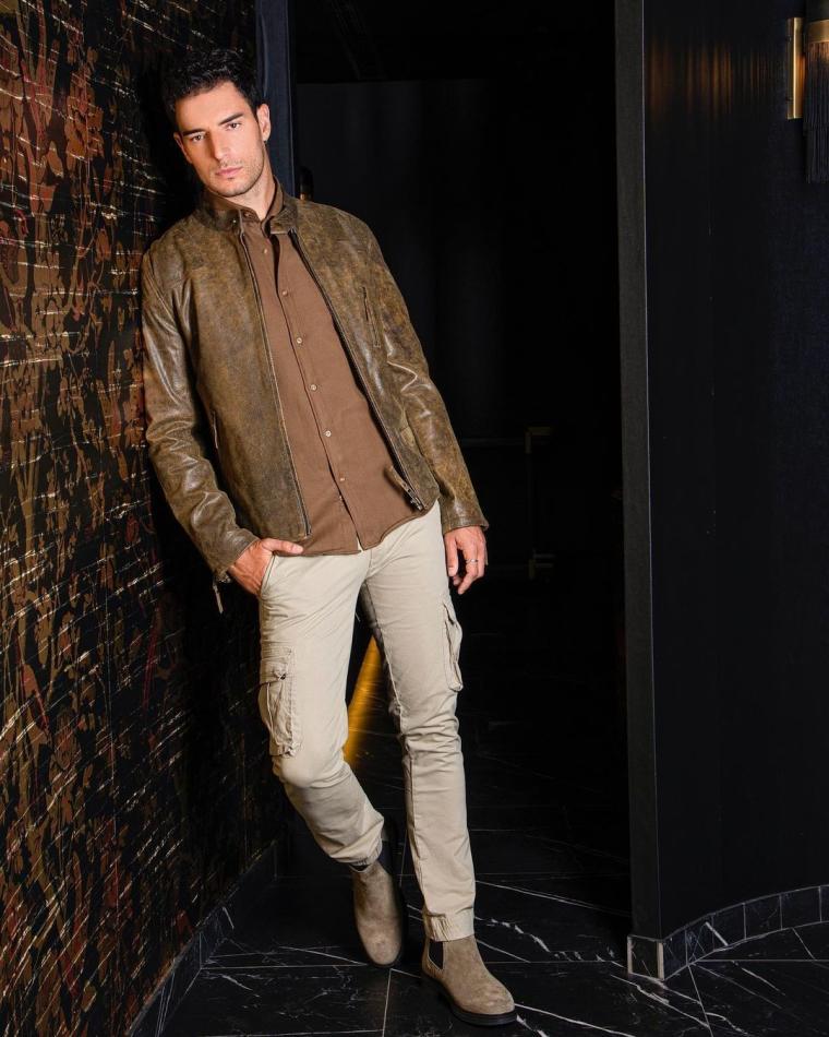 Carlos Gomez - fashion model portfolio photo 14