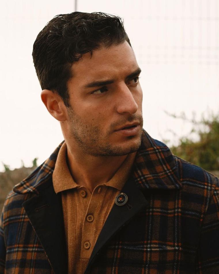 Carlos Gomez - fashion model portfolio photo 4