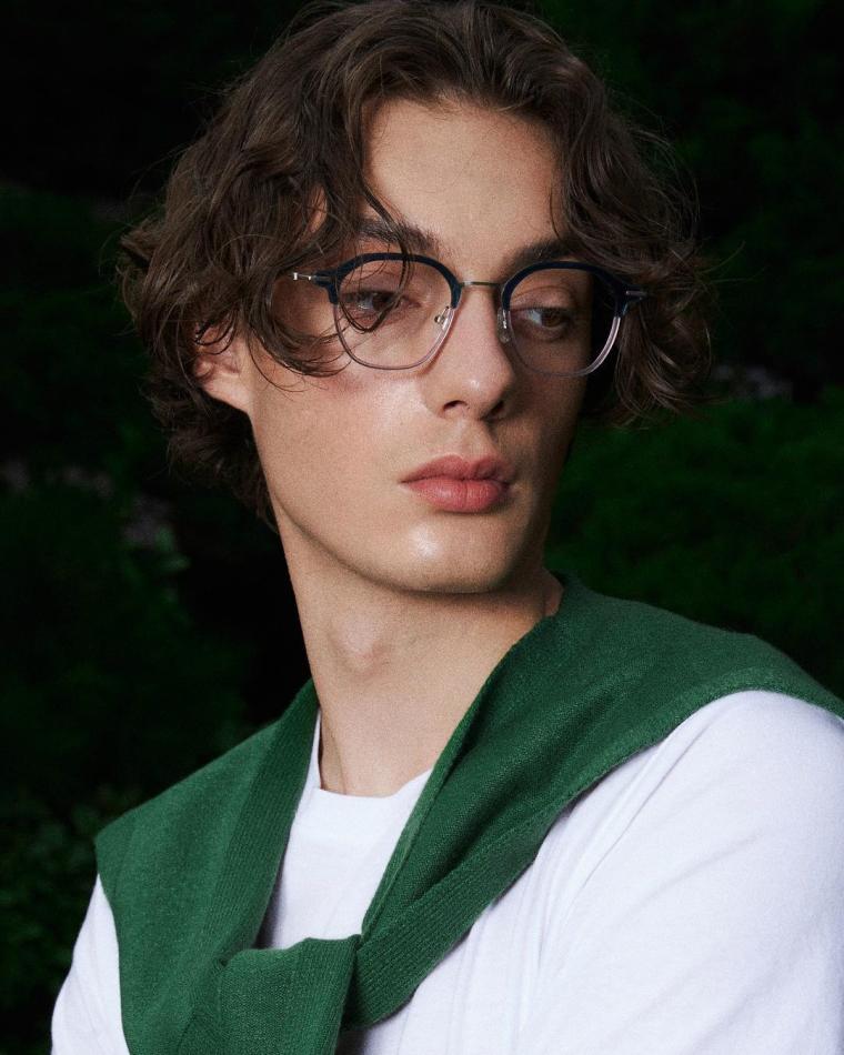 Luca Farup - fashion model portfolio photo 9