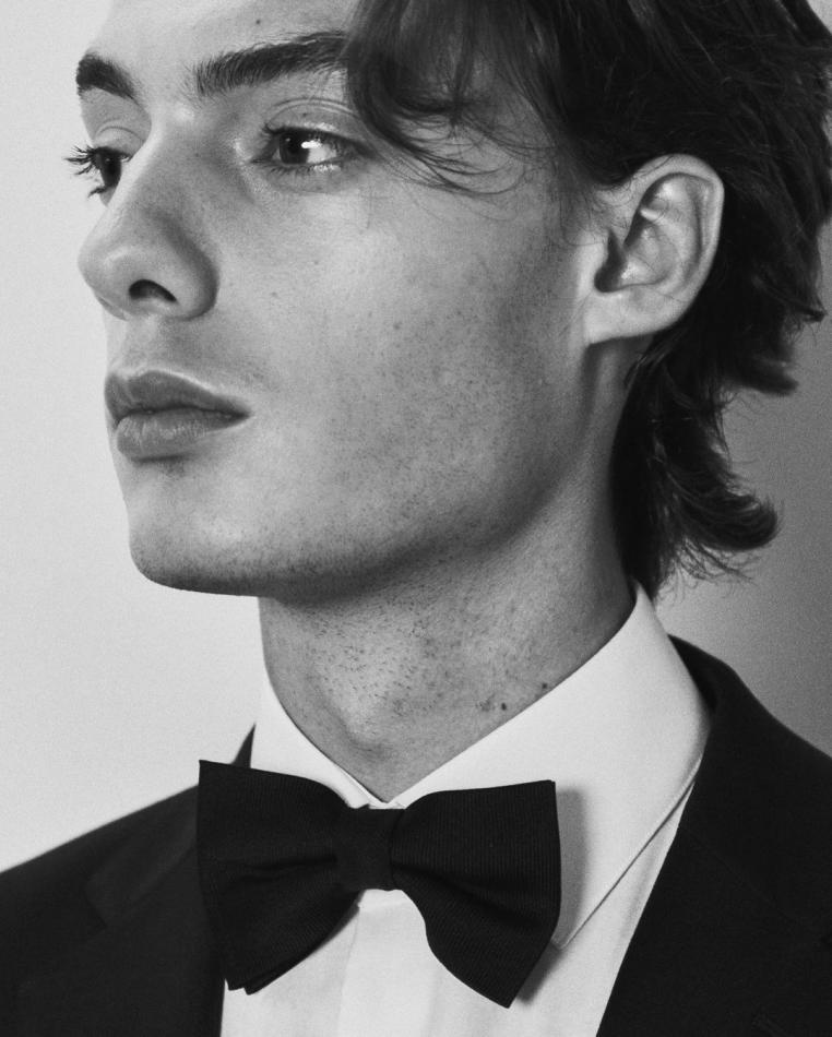 Luca Farup - fashion model portfolio photo 4