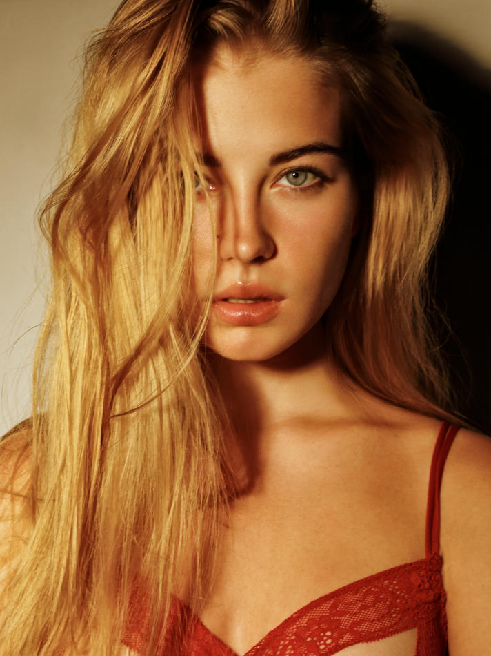 Anna Lepkova - fashion model portfolio photo 17