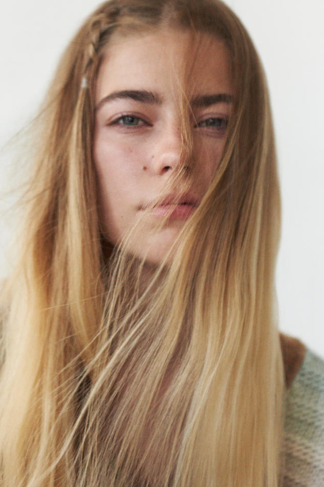 Anna Lepkova - fashion model portfolio photo 1