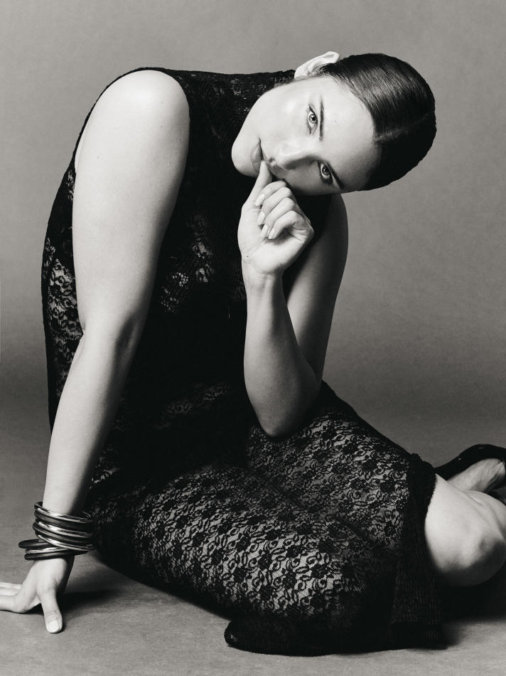 Isabella Sparkes - fashion model portfolio photo 3