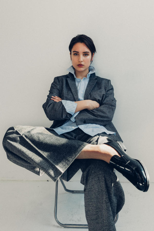 Isabella Sparkes - fashion model portfolio photo 6