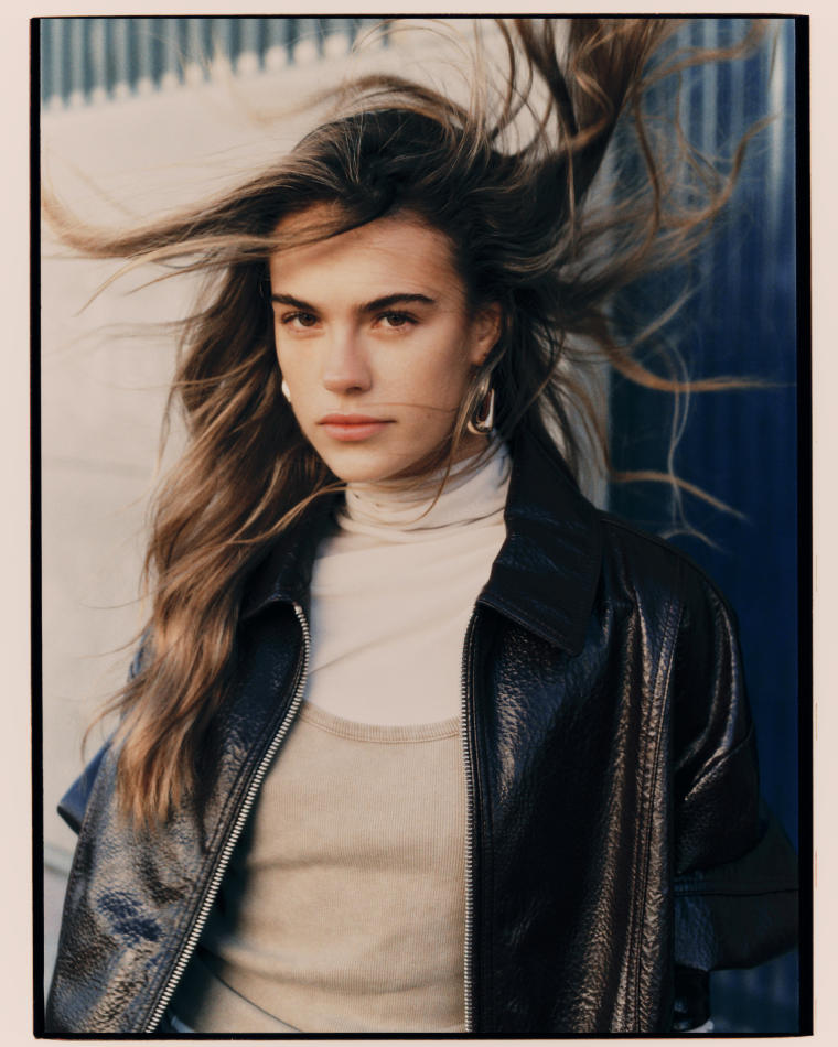Imogen Billios - fashion model portfolio photo 4