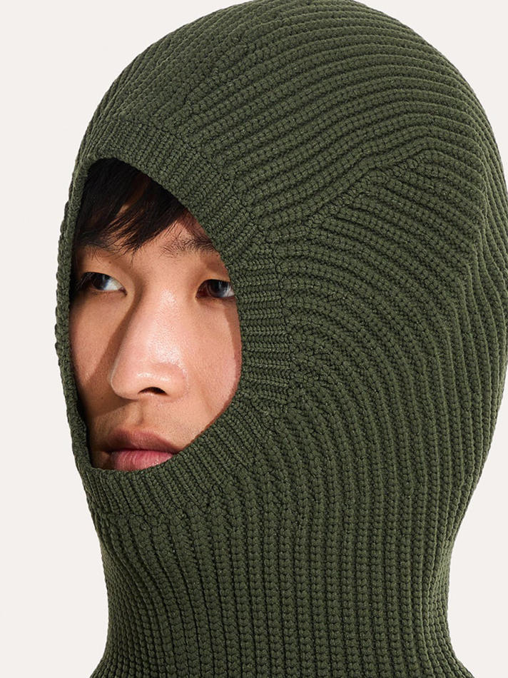 Cheon Jeon - fashion model portfolio photo 13