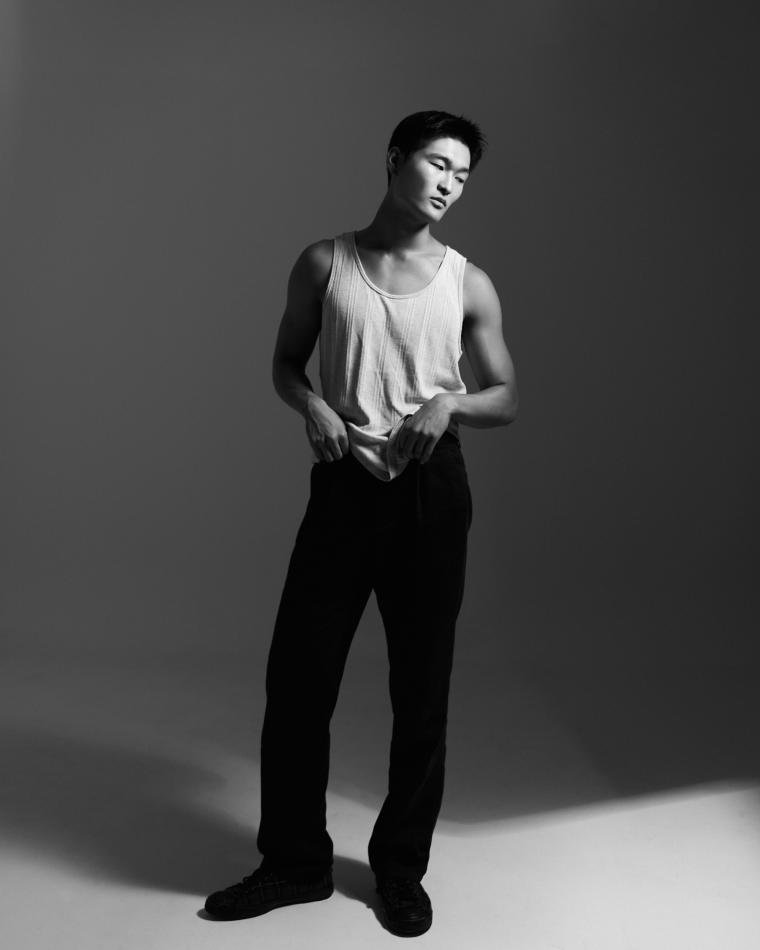 Cheon Jeon - fashion model portfolio photo 7