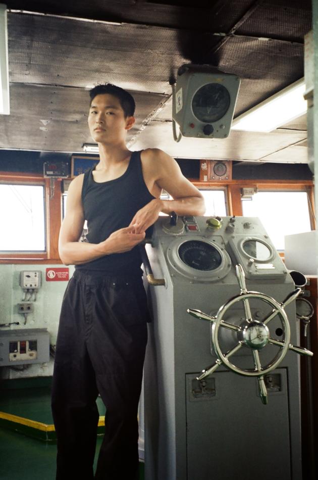 Cheon Jeon - fashion model portfolio photo 12