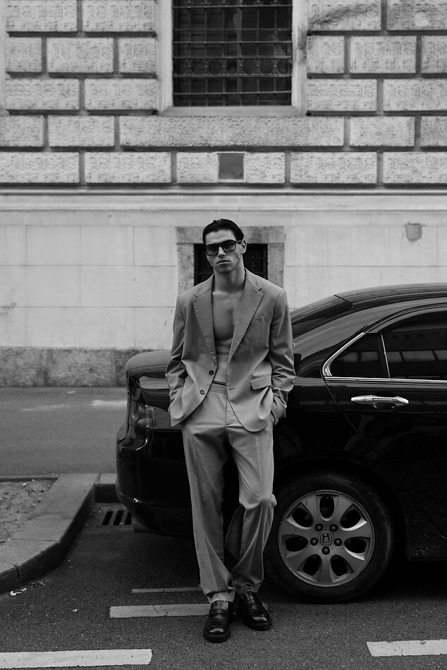 Antonio Bara - fashion model portfolio photo 6