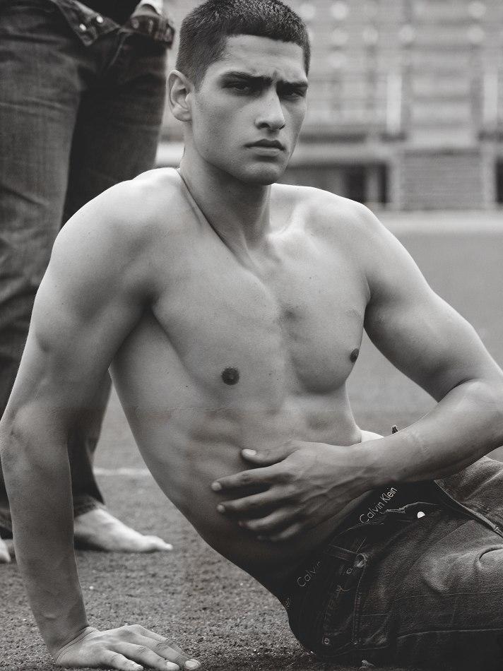 Jordan Genidogan - fashion model portfolio photo 22